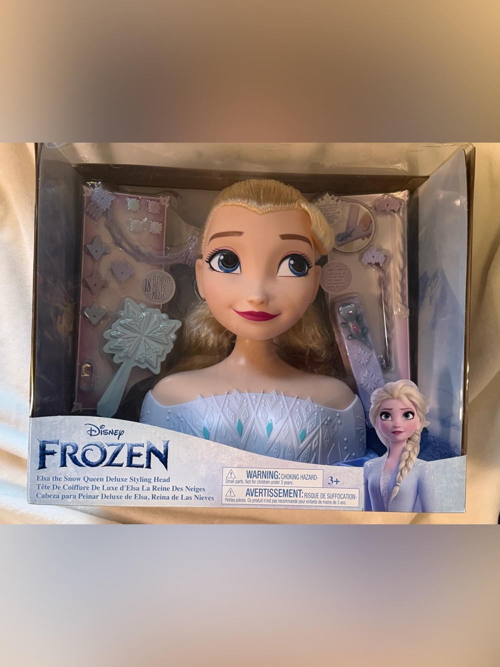 Disney Elsa the Snow Queen Queen Deluxe Styling Head BRAND NEW
